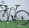 Support latéral de support d'affichage de cycle de rue de plancher de forme de V pour le stationnement de vélo